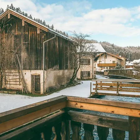 Berghaus Alma - Urlaub Zwischen Berg Und Fluss *